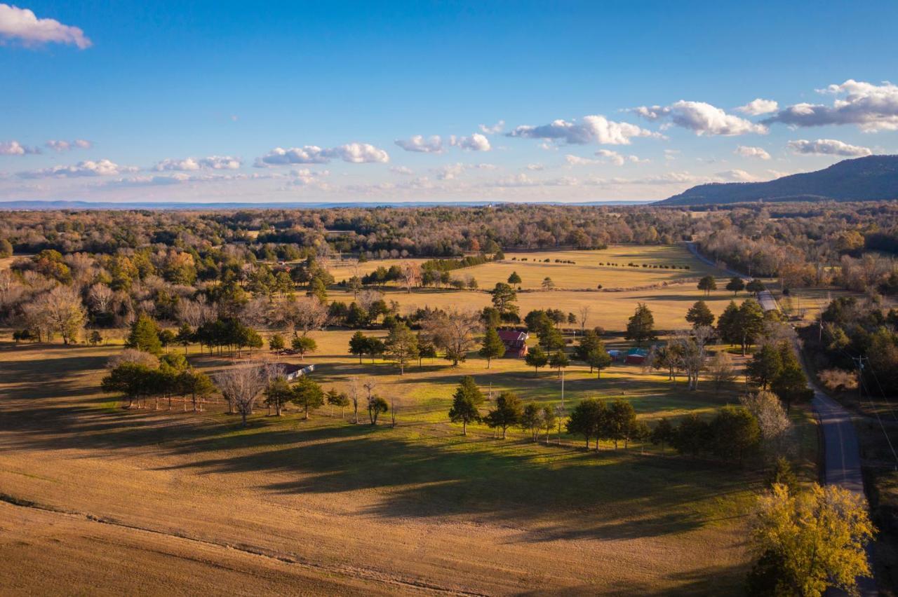 Вилла Nebo'S Foot, Hiking And Biking Escape With Game Shed Dardanelle Экстерьер фото