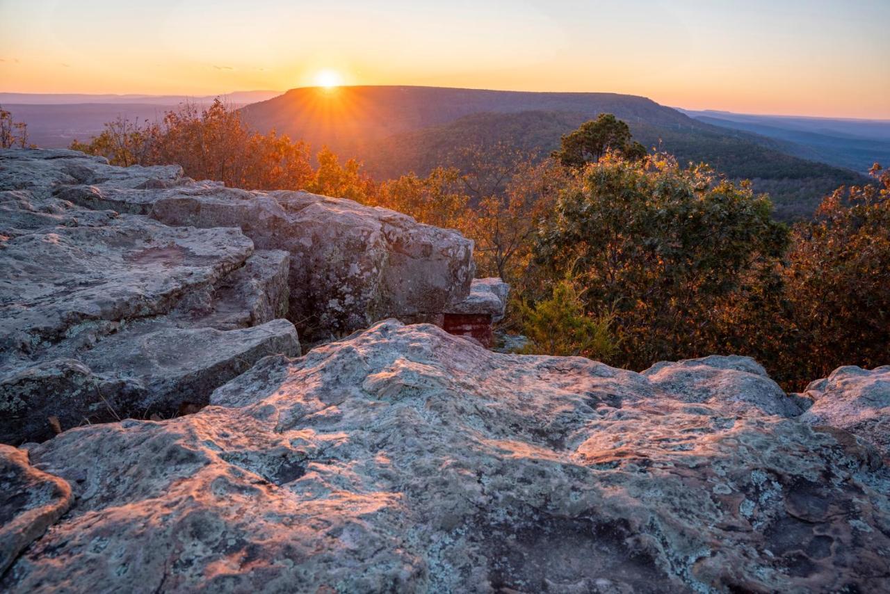 Вилла Nebo'S Foot, Hiking And Biking Escape With Game Shed Dardanelle Экстерьер фото